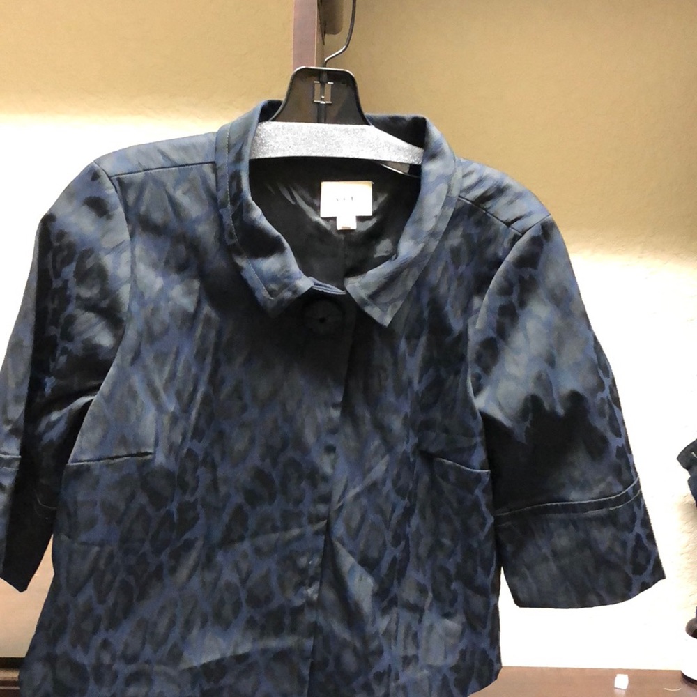 Eci black and blue printed short spring jacket